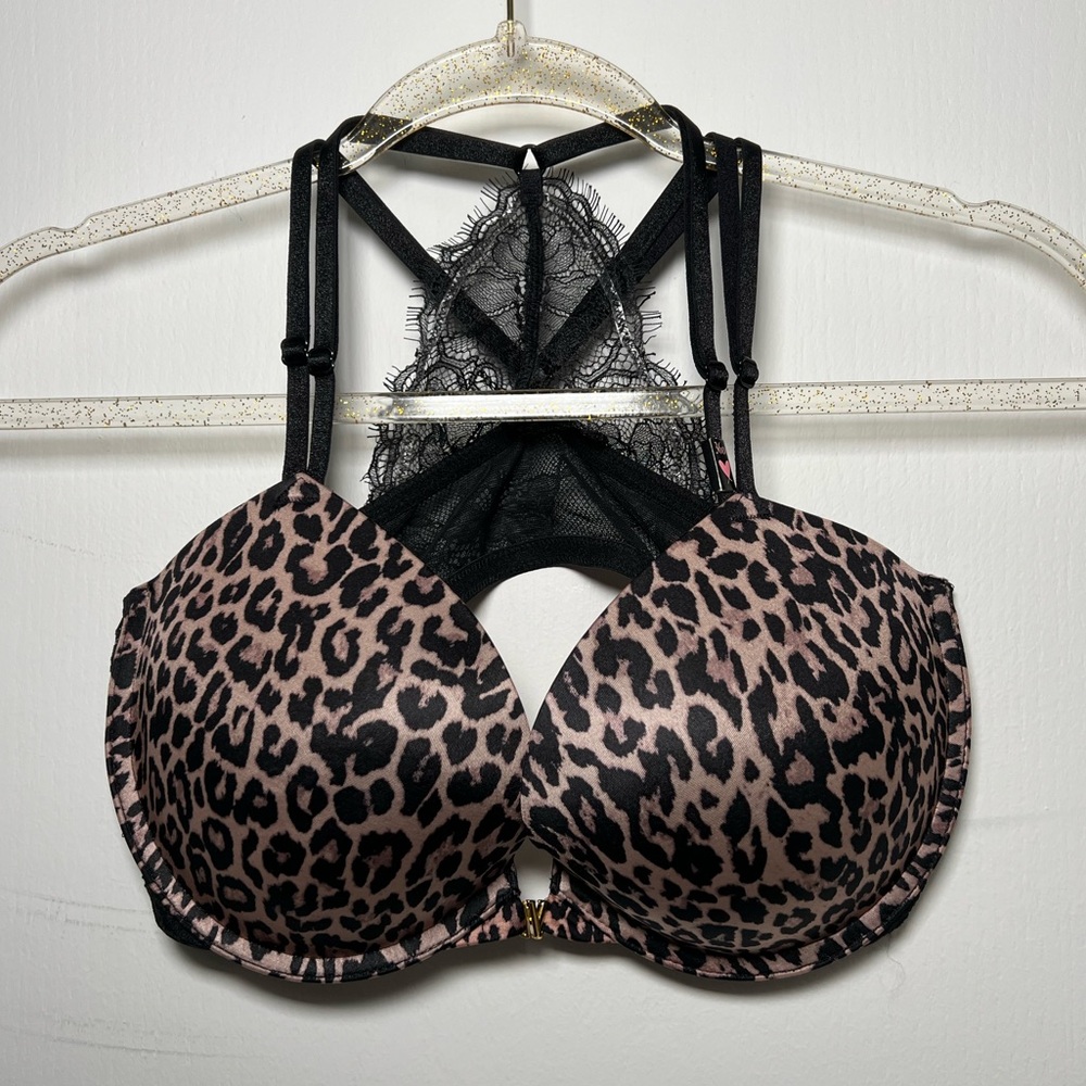 Victoria’s Secret NWT 36D Front Close Cheetah Print Lace back Push Up Bra
